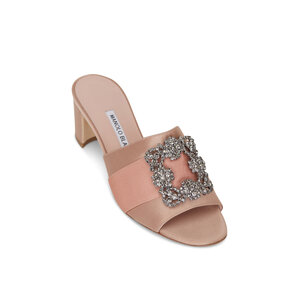 MANOLO BLAHNIK / サテンフラットミュール｜ESTNATION ONLINE