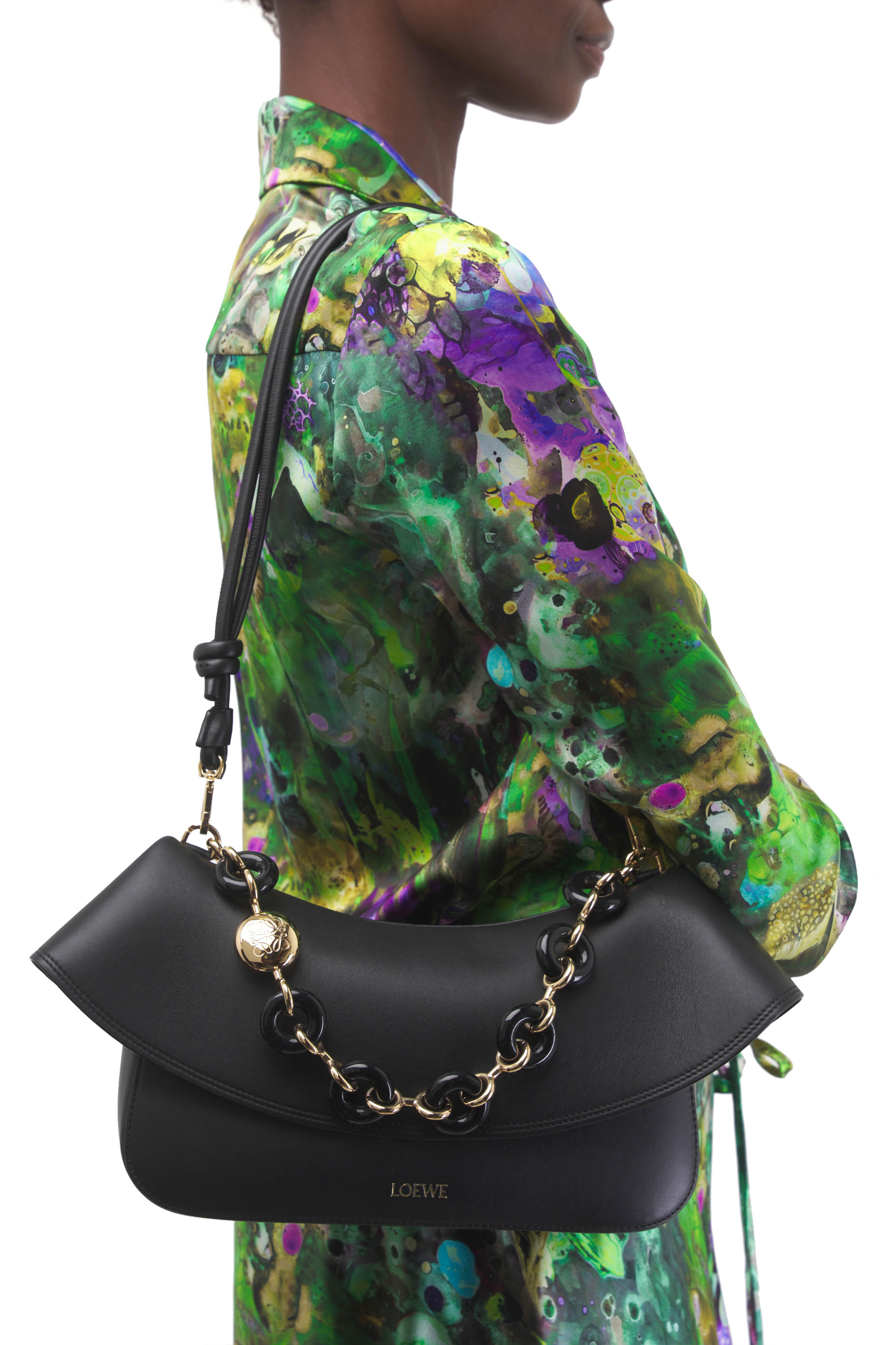 LOEWE ローラ　バッグ LOEWE Ola Medium Black Leather Shoulder Bag New & Authentic