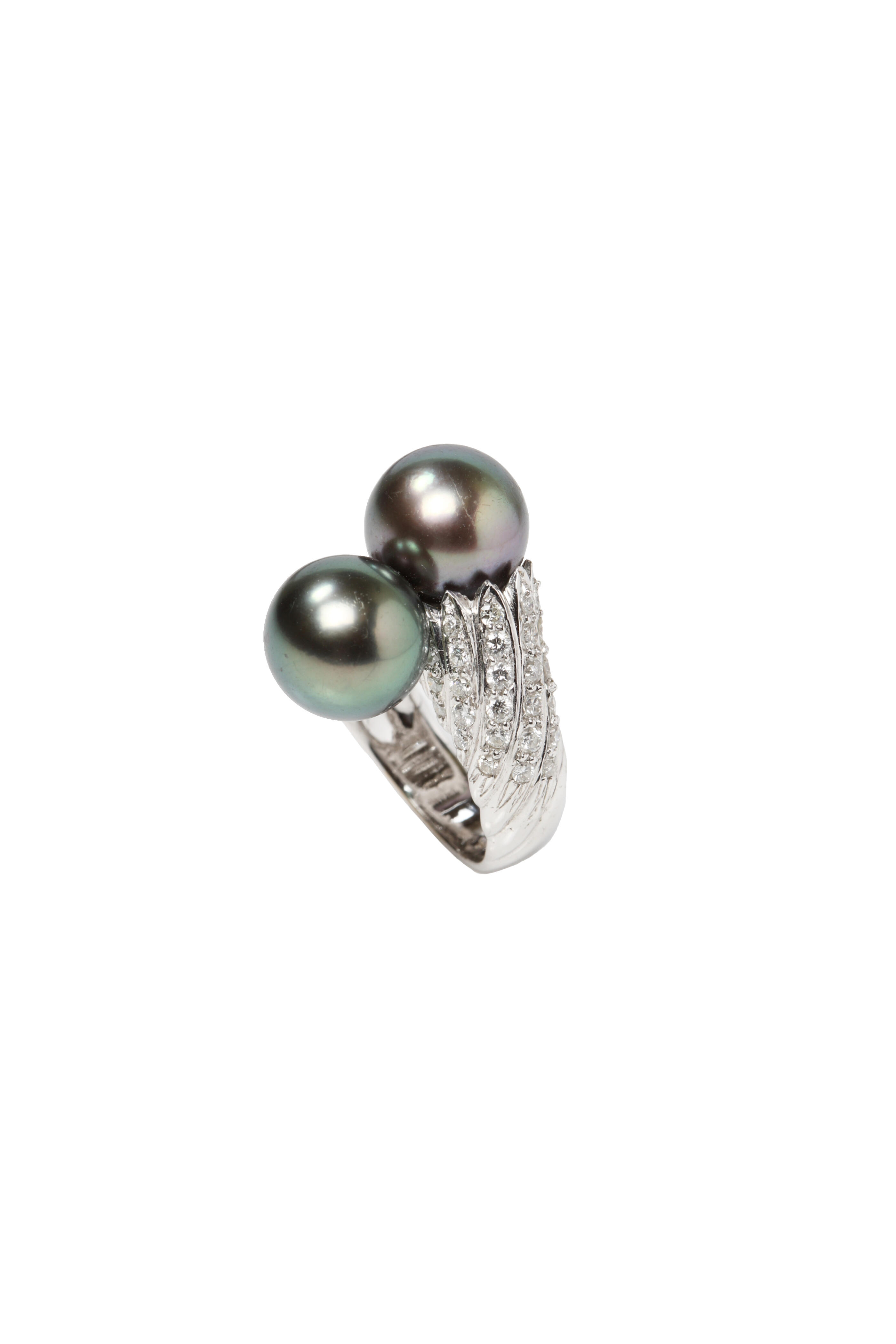 Assael - Tahitian Pearl White Gold Diamond Ring
