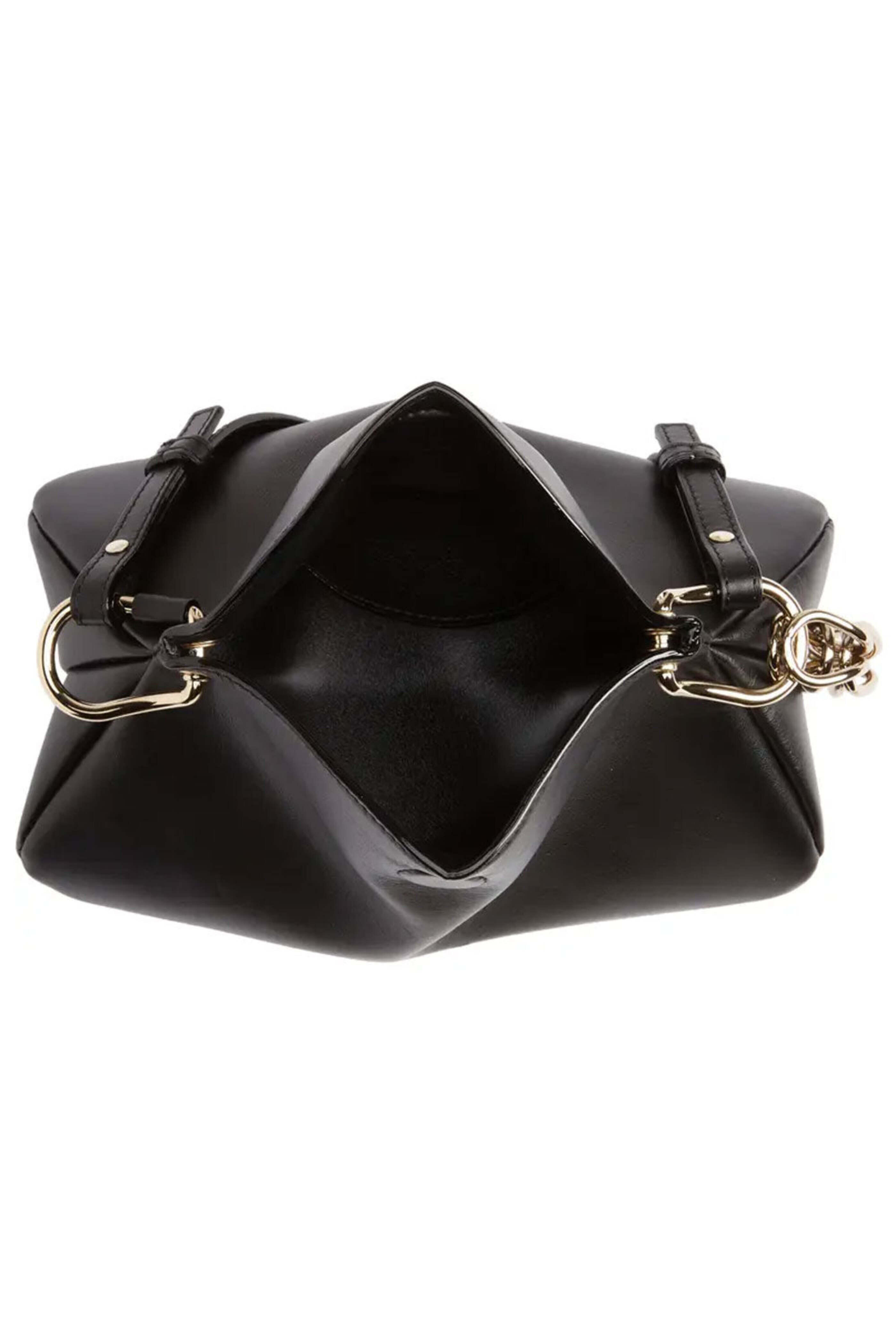 ショルダーバッグ・ポシェット CHLOE Women Shoulder Bags CH25US466P01 001 Black CHLOÉ Camera leather shoulder bag | NET-A-PORTER