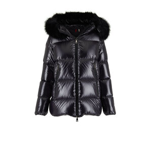 k*t様 MONCLER Down jacket with fur hood uploading-1300070-jpg20211027-