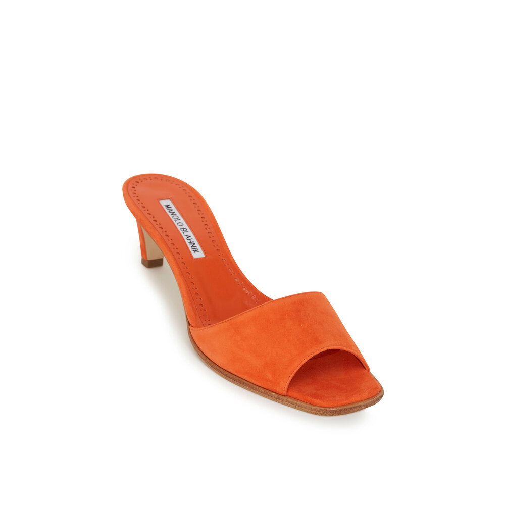 AZIZ | Red and Blue Suede Scalloped Pumps | Manolo Blahnik