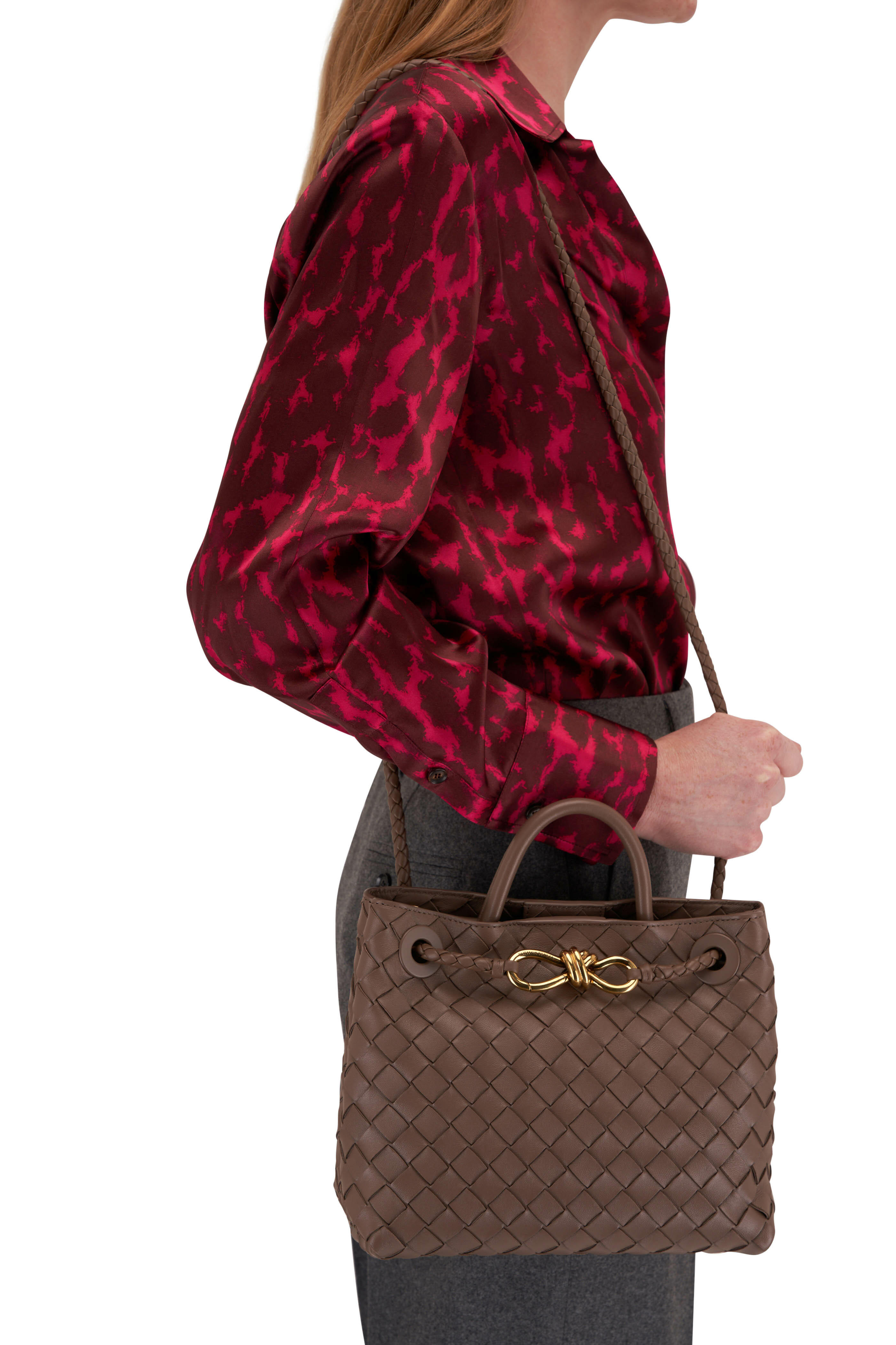 Bottega Veneta Women's Andiamo Medium Leather Crossbody Bag