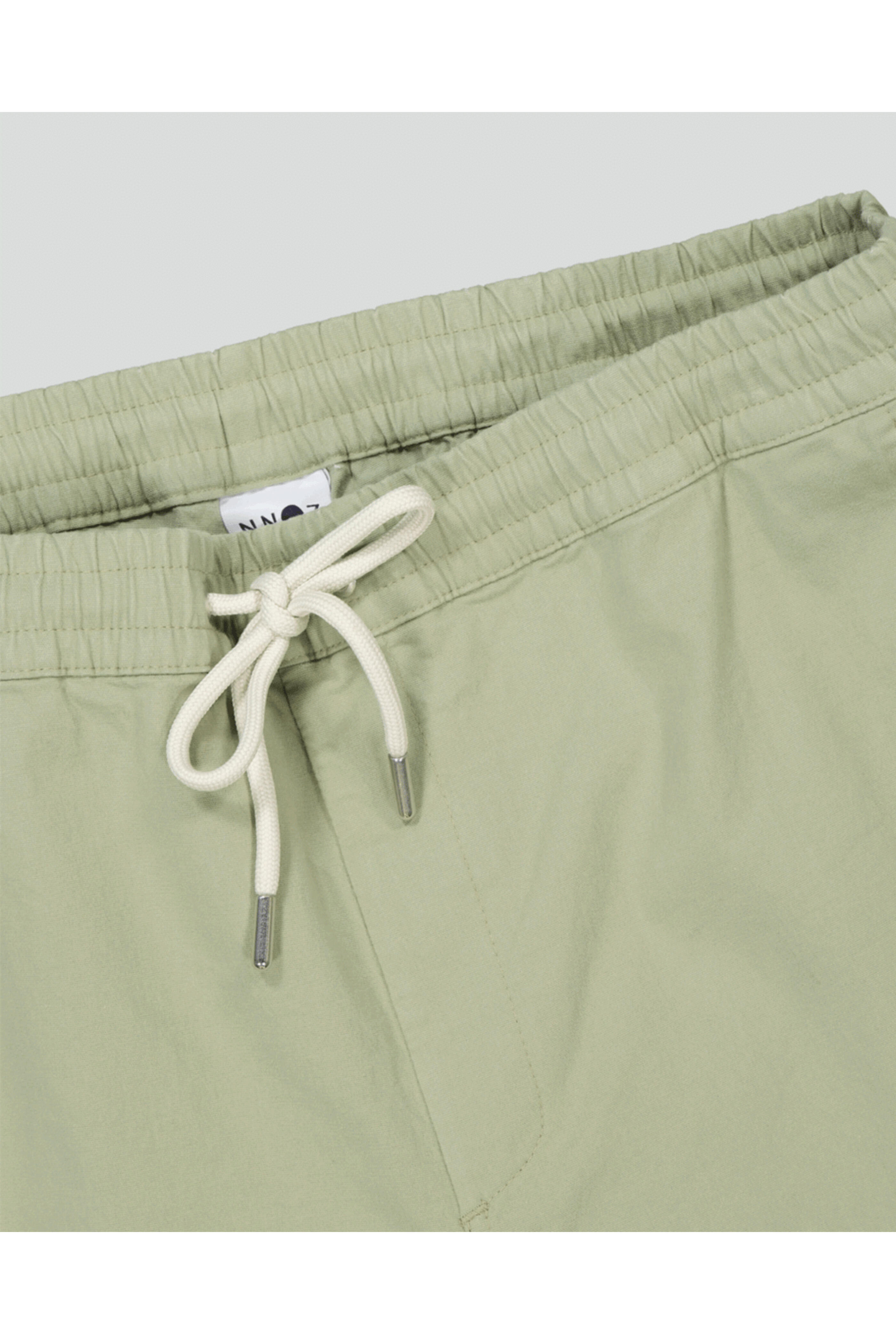 Nn07 - Pale Green Gregor Short