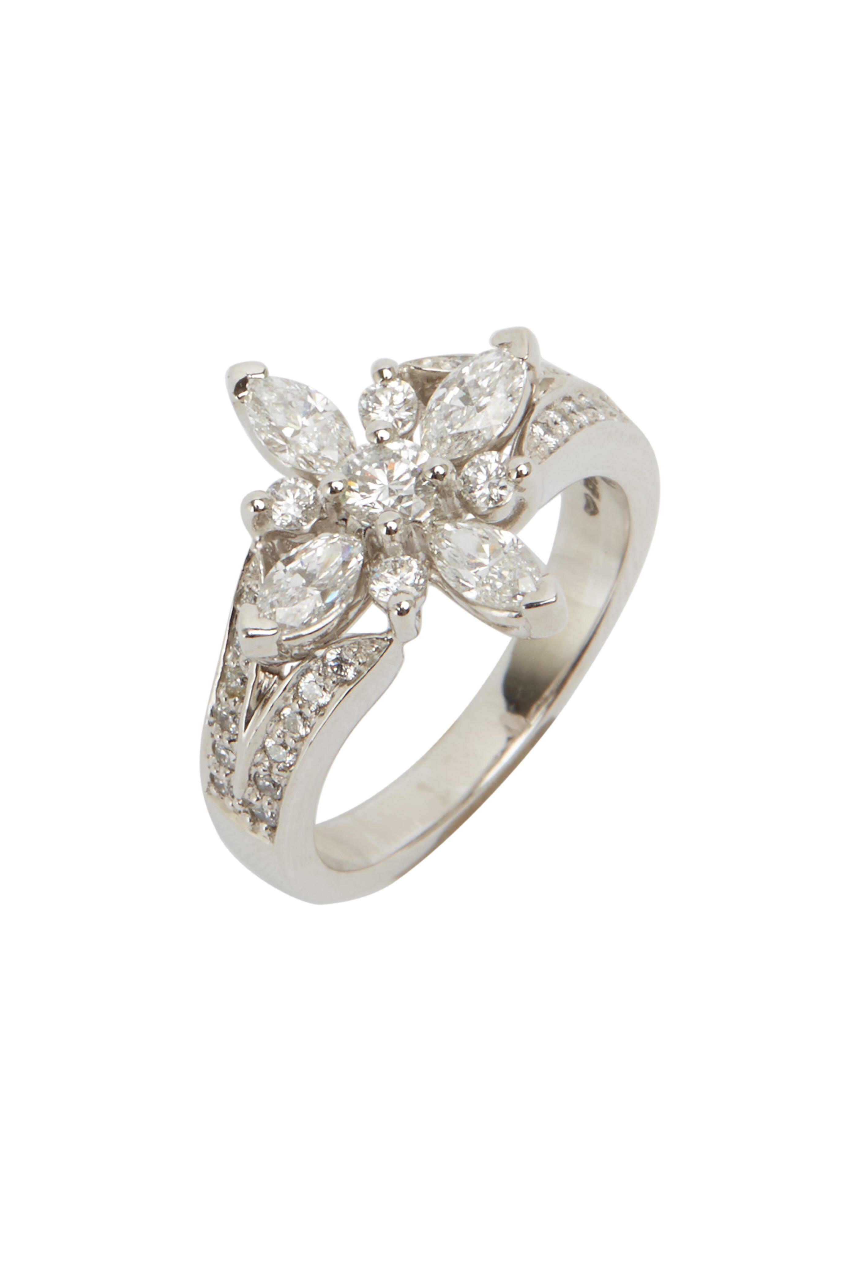 Kwiat - Star Platinum White Diamond Ring