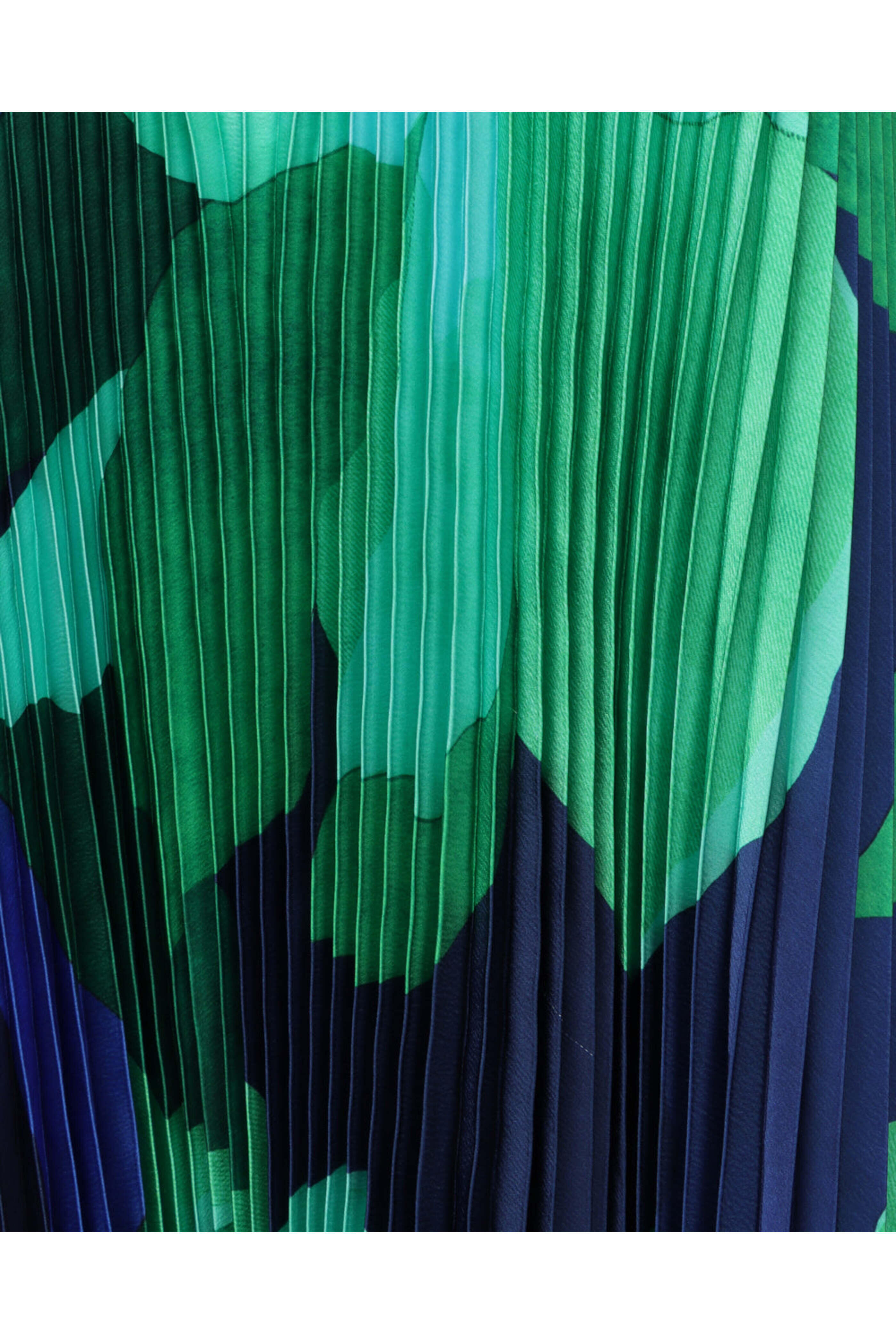 L'Ide Woman - Green Capri Opera Gown