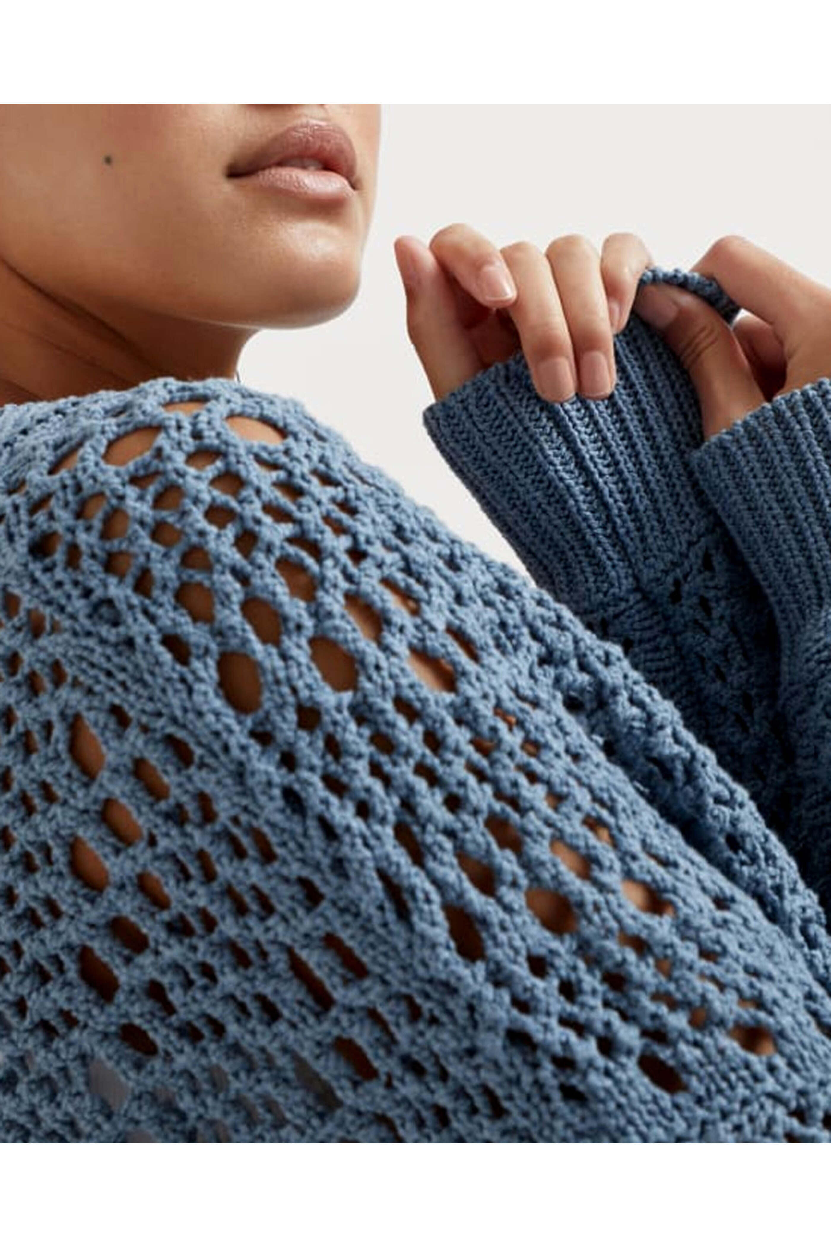 BRUNELLO CUCINELLI Vネックセーター ブルー Brunello Cucinelli - Arctic Blue Open Knit V Neck Pullover