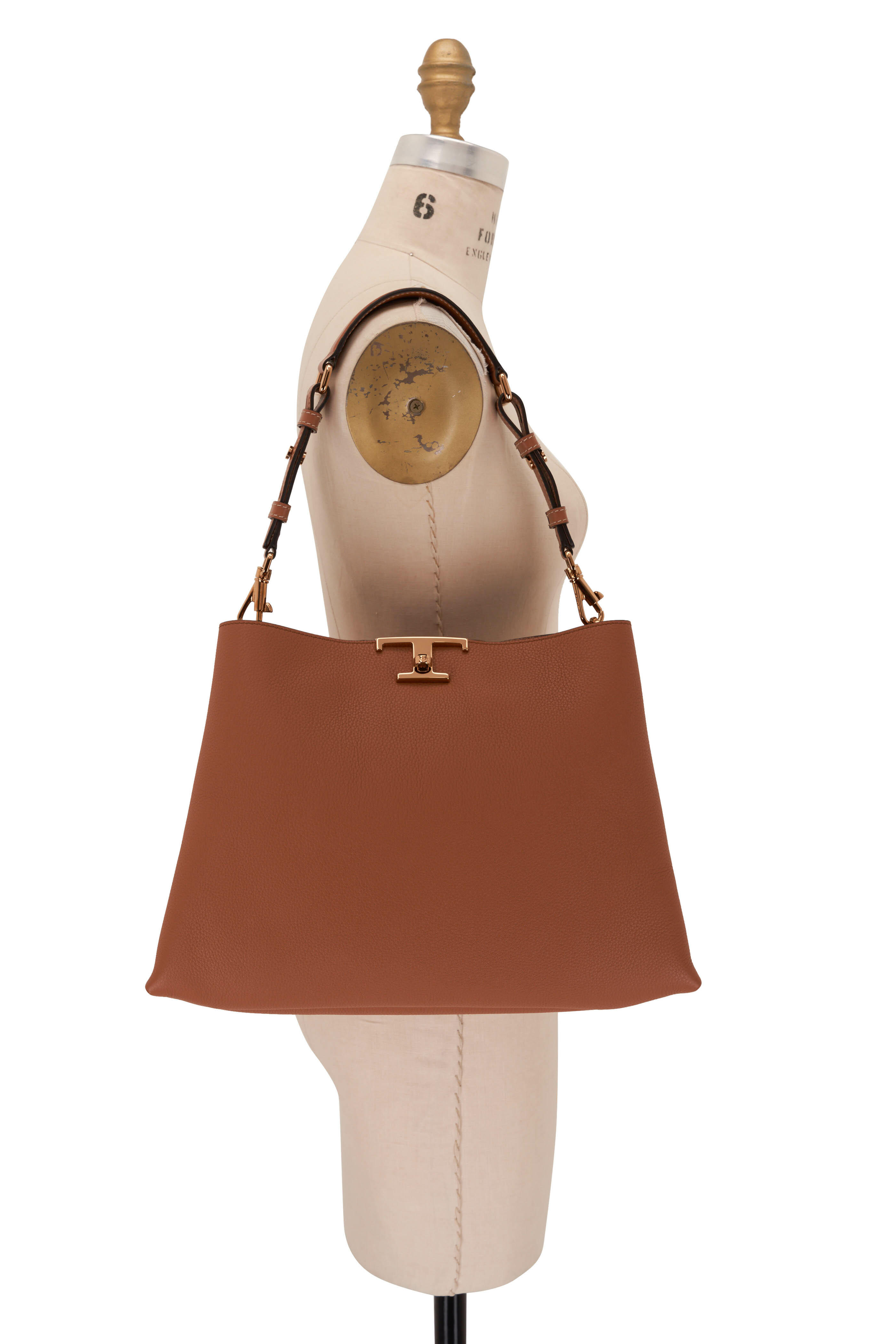 【TOD'S】 MEDIUM SHOULDER BAG Tod's Medium leather shoulder bag with adjustable strap